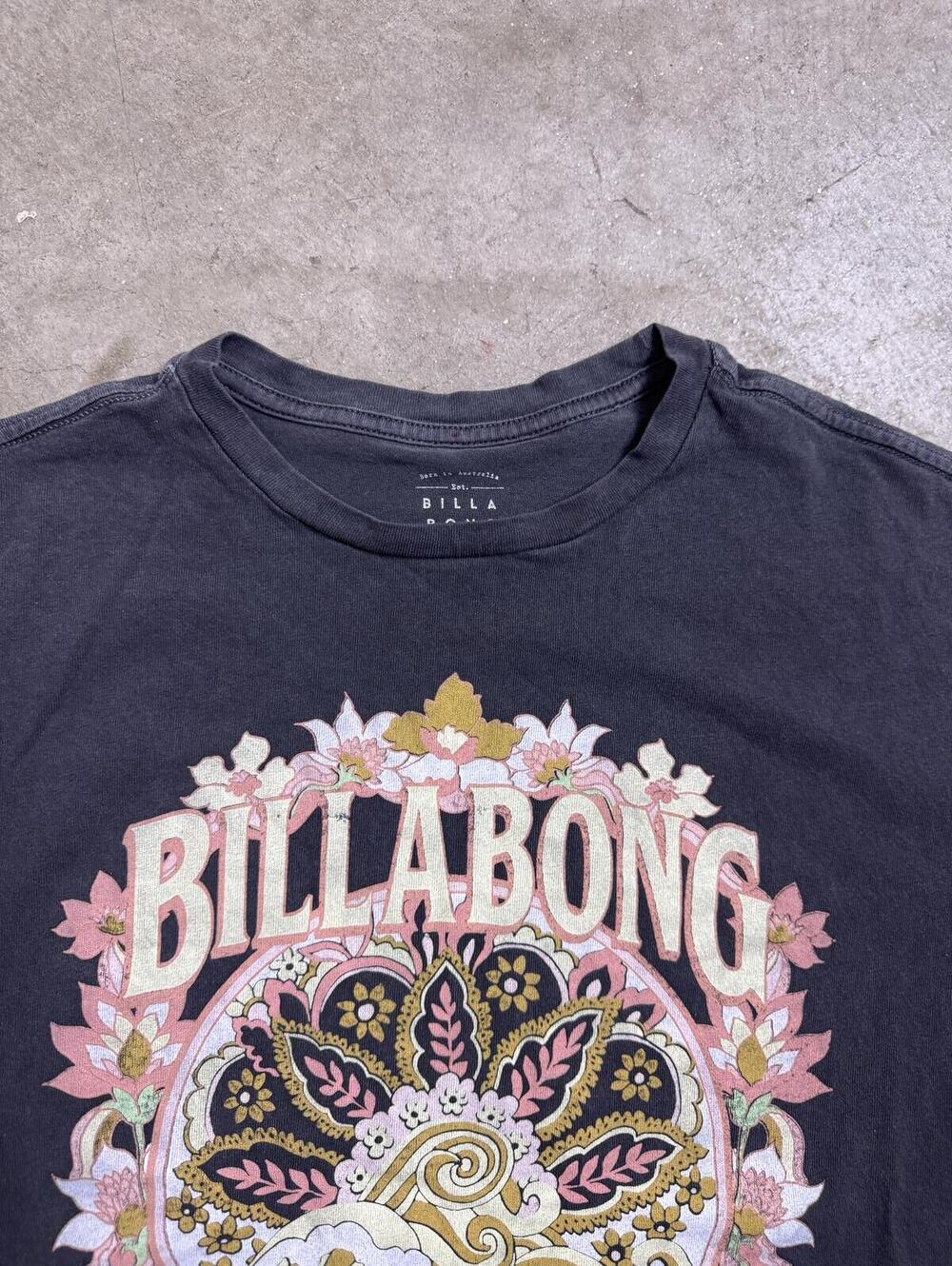 Billabong Graphic T-Shirt Charcoal Grey Floral Surf Tee - Picture 2 of 6